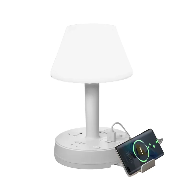Lámpara Nocturna LED Multifuncional con Puertos USB y Tomas de Corriente